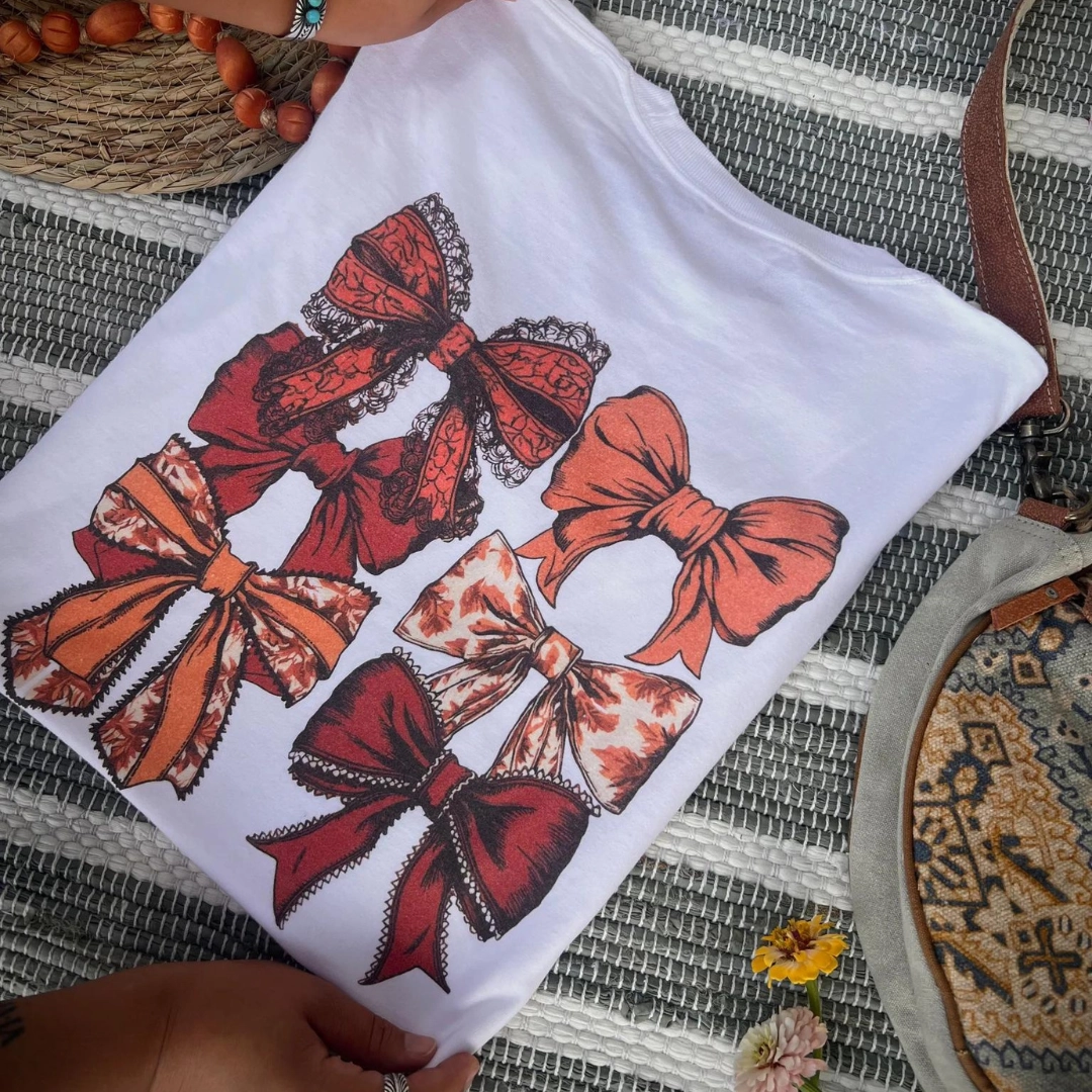 Online Exclusive | Fall Coquette Bow Graphic Tee in White Sporty Design Lightweight Material