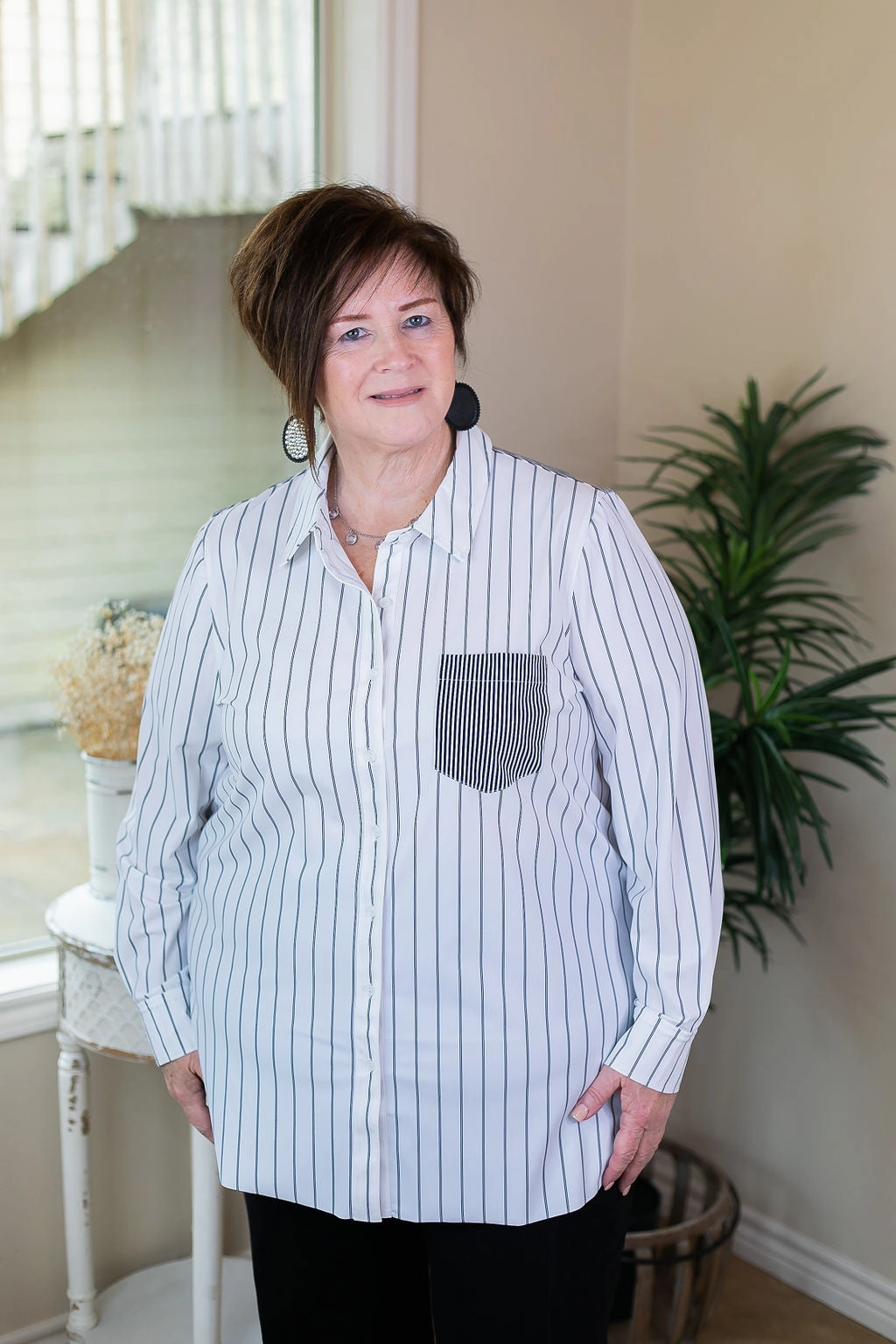 AirflowVents Online Exclusive | Lysse Mixed Stripe Schiffer Button Down Dress Shirt in Black & White