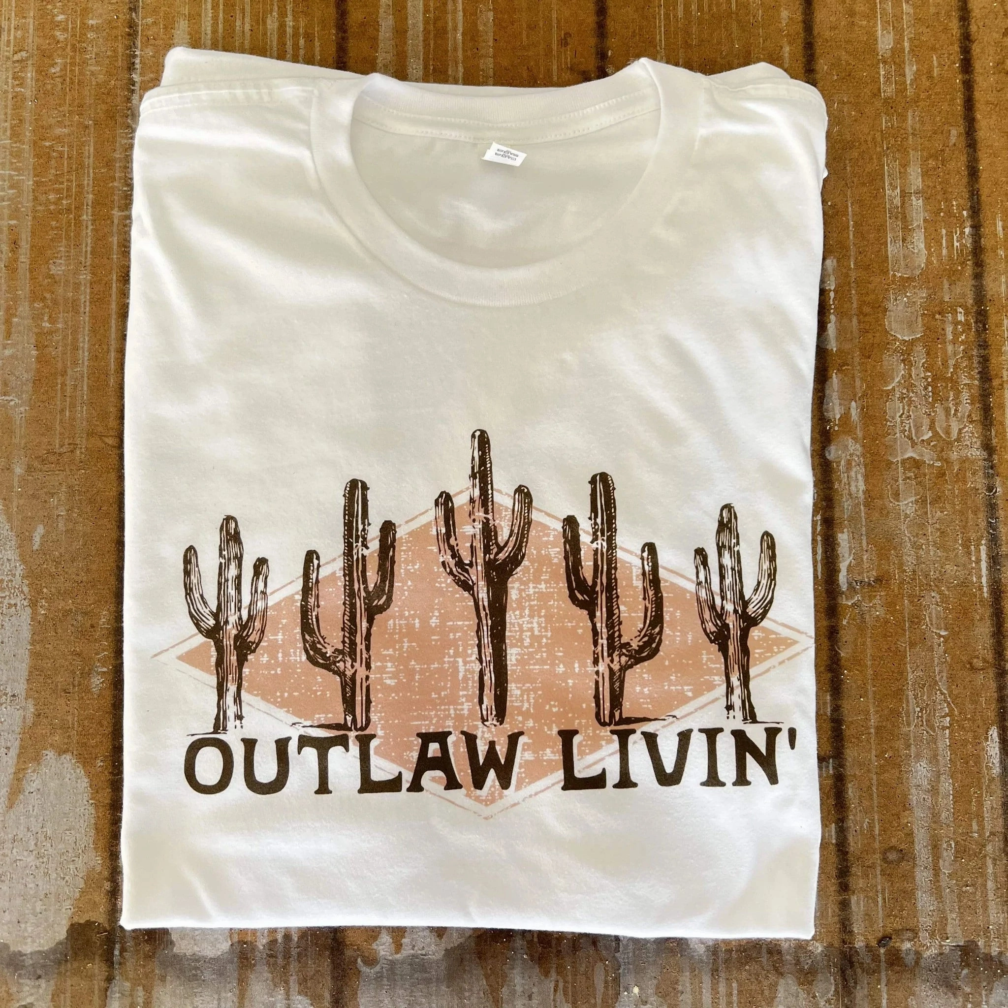 Essential Shirt Online Exclusive | Outlaw Livin' Graphic Tee in White