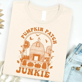 Online Exclusive | Pumpkin Patch Junkie Graphic on Short Sleeve Tee in Natural Cream Smooth Jersey Texture Sporty Stretch Fit