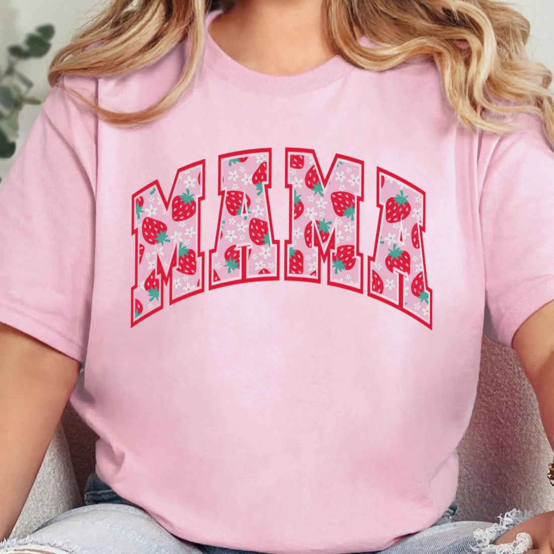 Online Exclusive | Strawberry MAMA Graphic Tee in Baby Pink FadeResistant Coating