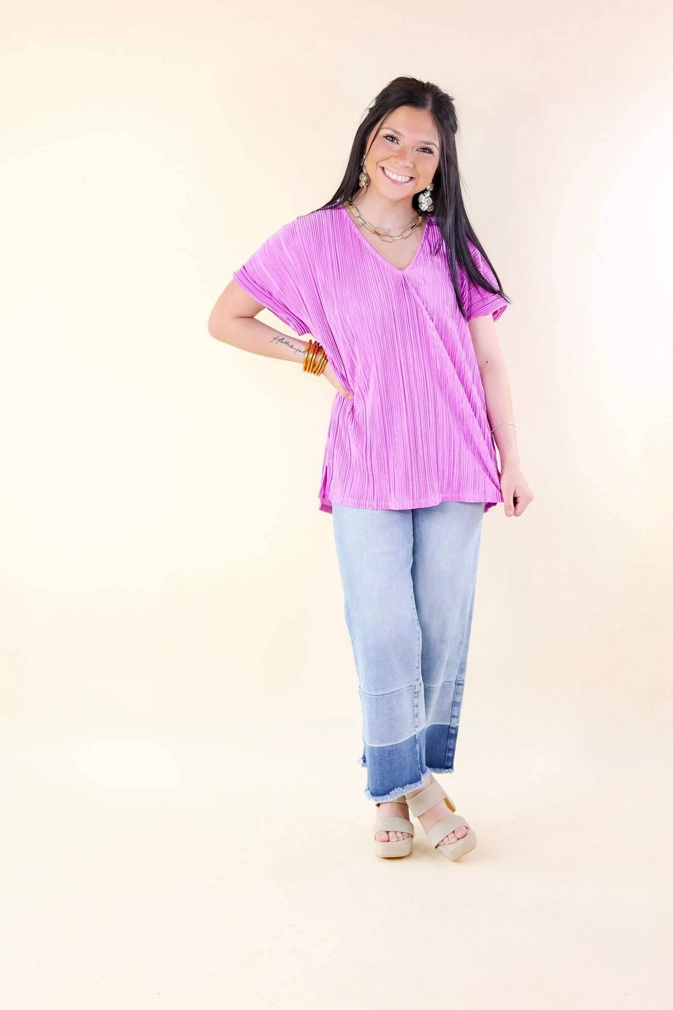 Senior Ease DurableBlend Casual Charm V Neck Pliss?? Top in Spring Orchid Purple