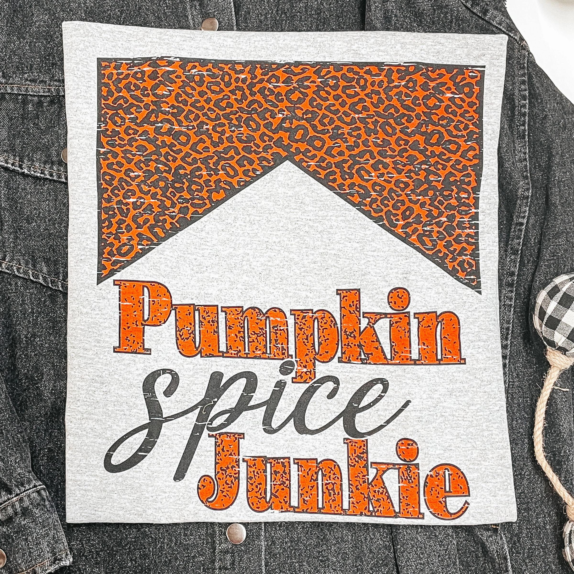 Pumpkin Spice Junkie Short Sleeve Graphic Tee in Heather Grey Icon Glow Ocean Glow