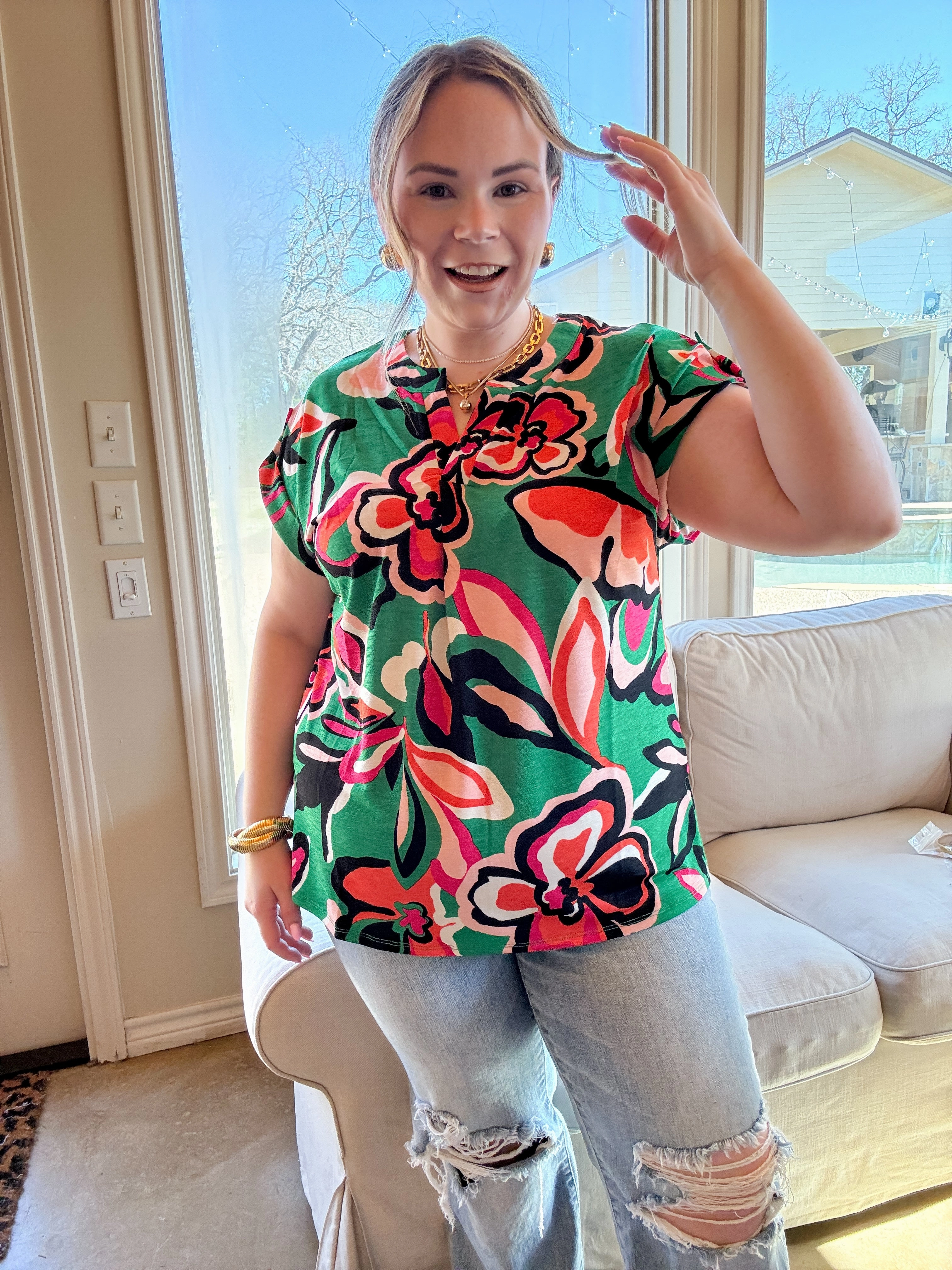 Light Pants Downtown Darling Floral Print Short Sleeve Tunic Top in Green Mix