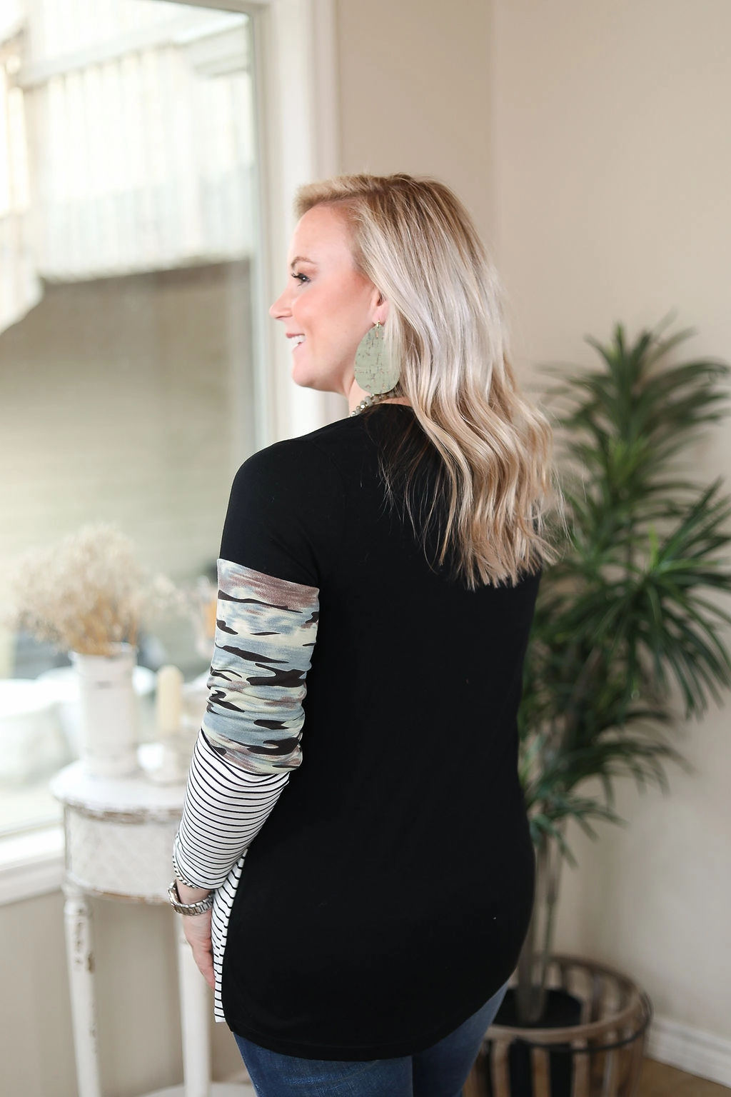 African Bold Last Chance Size Small | Best Remedy Stripe and Camouflage Long Sleeve Color Block Top