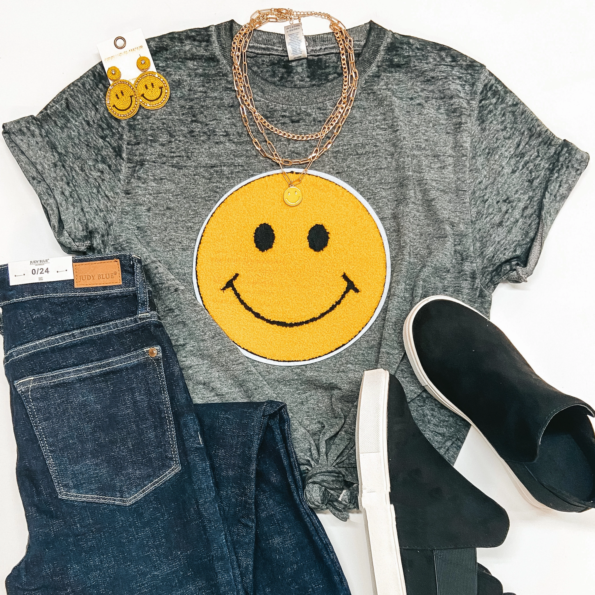 Vegan Mood A Smile A Day Fuzzy Happy Face Short Sleeve Graphic Tee in Grey Acid Wash