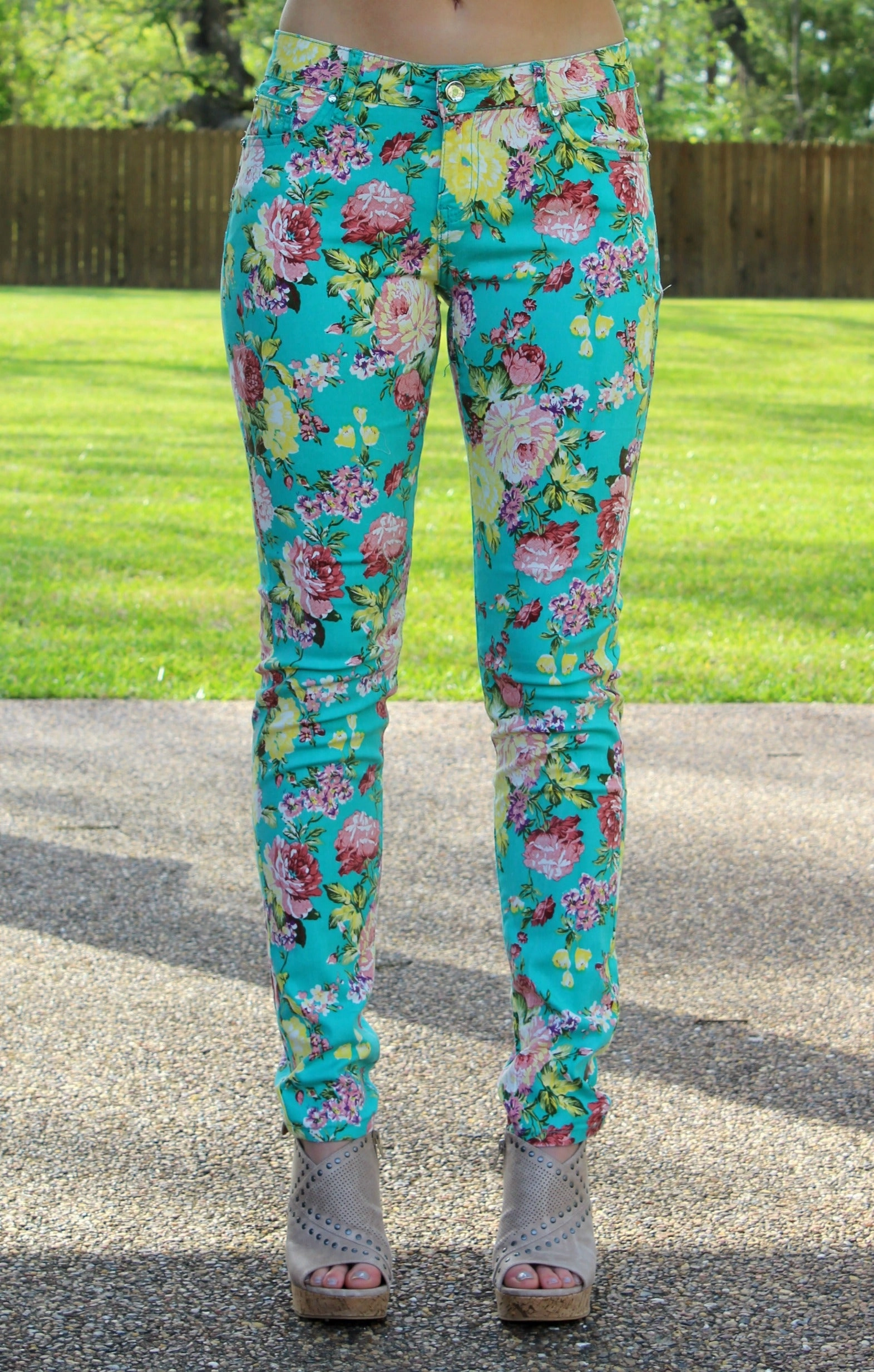 Last Chance Size 1 & 3 | In Full Bloom Floral Printed Pants in Mint Casual dress