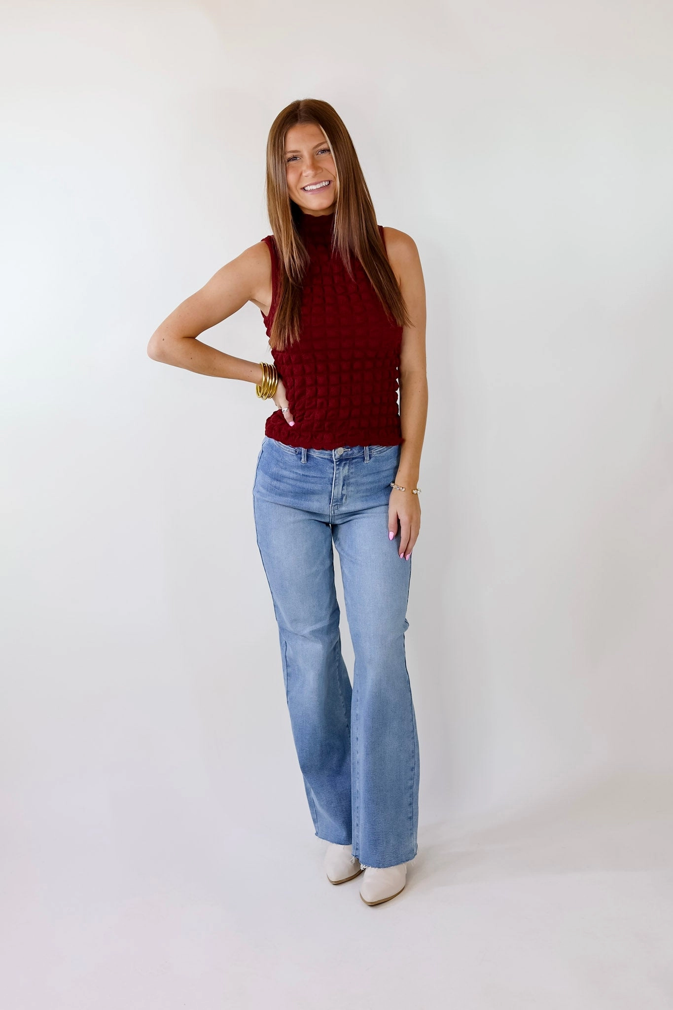 Fine Weave Daring Stares Mock Neck Bubble Tank Top in Maroon