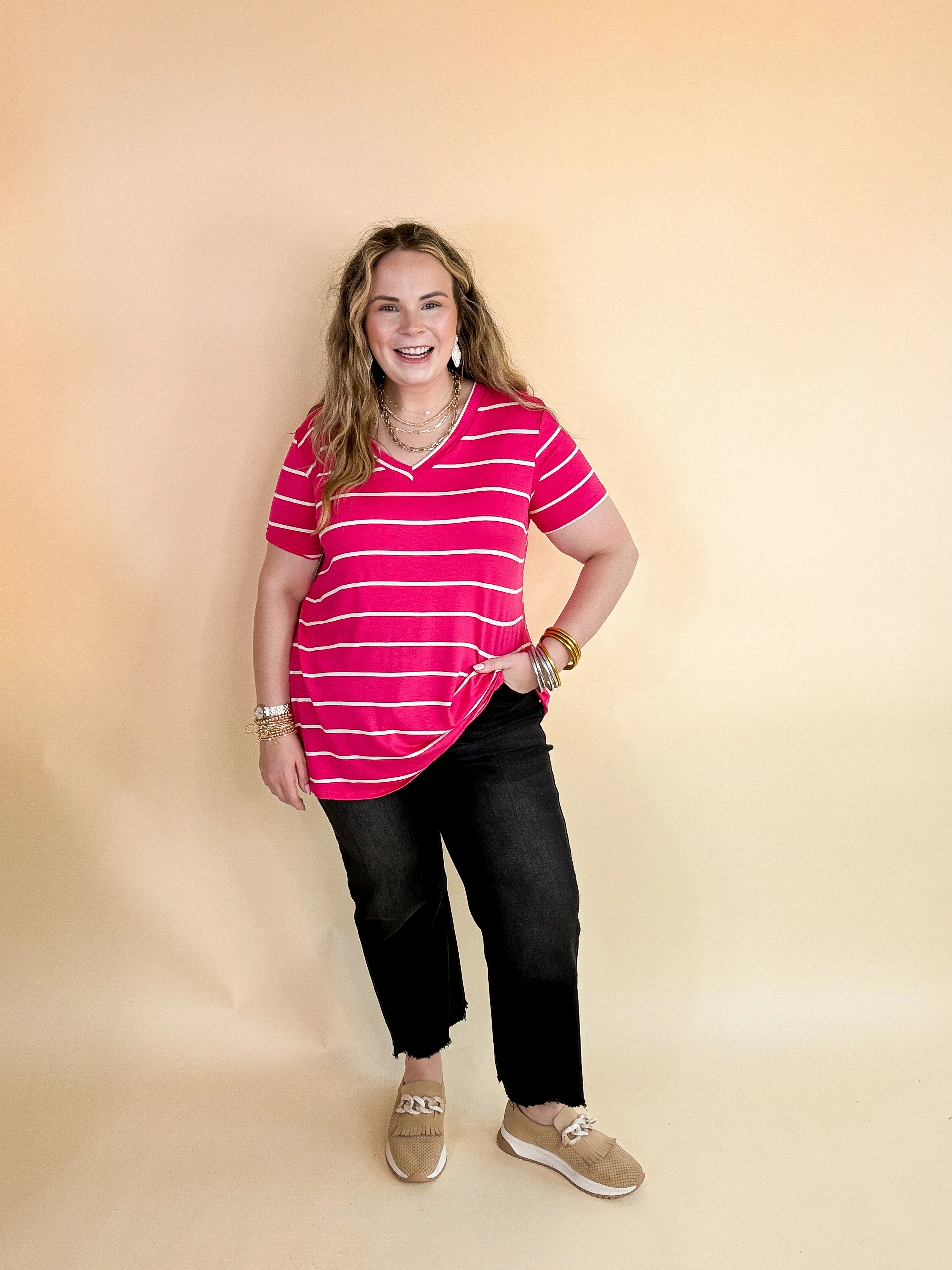 Jump Core Repair Fit Keep Things Casual Striped V Neck Tee in Fuchsia