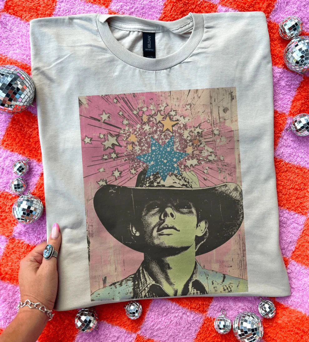 Minimal Fit Online Exclusive | Disco Pop Legends Never Die Graphic - Tee & Sweatshirt Option