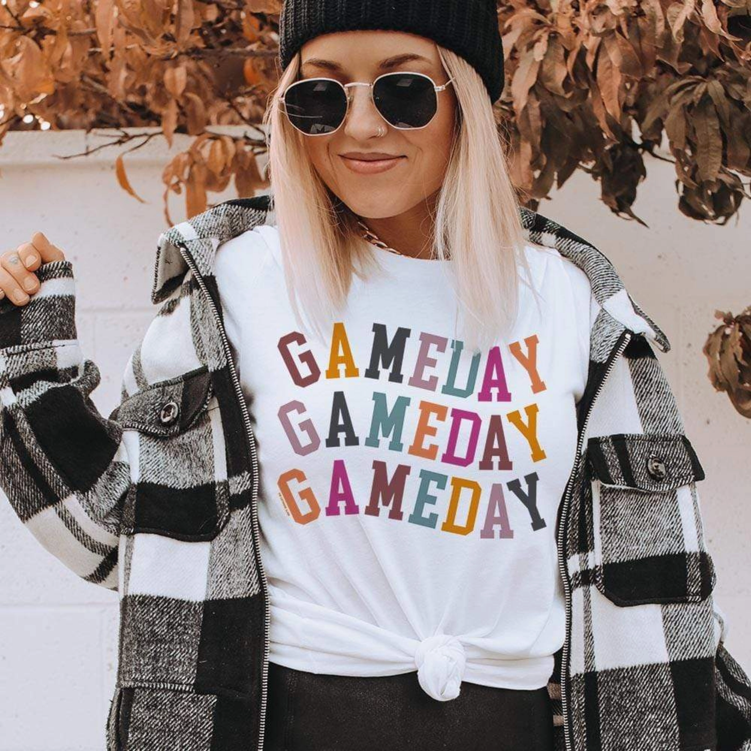 QuickEvaporation Classic Sweater Online Exclusive | Gameday Gameday Gameday Graphic Tee in White