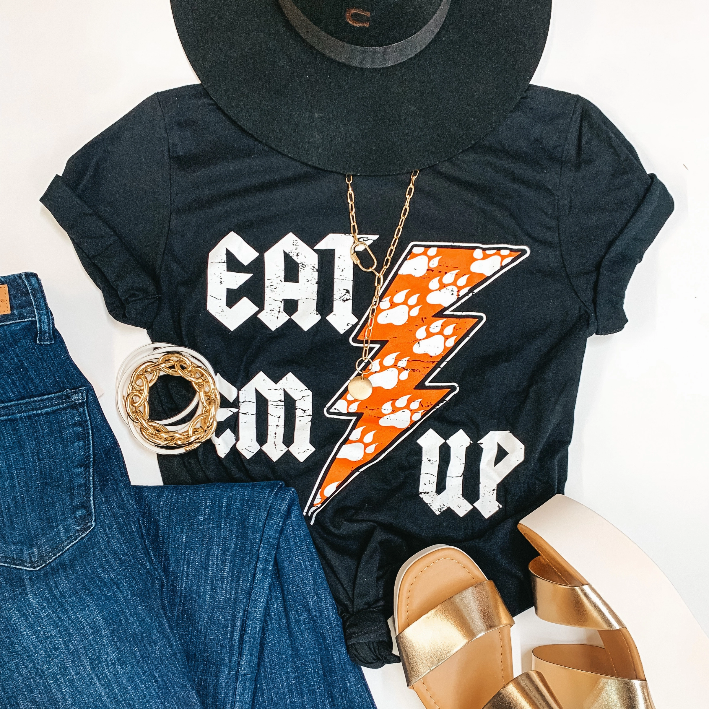 Bearkat Game Day | Eat 'Em Up Lightning Bolt Short Sleeve Graphic tee in Black Earth Fit