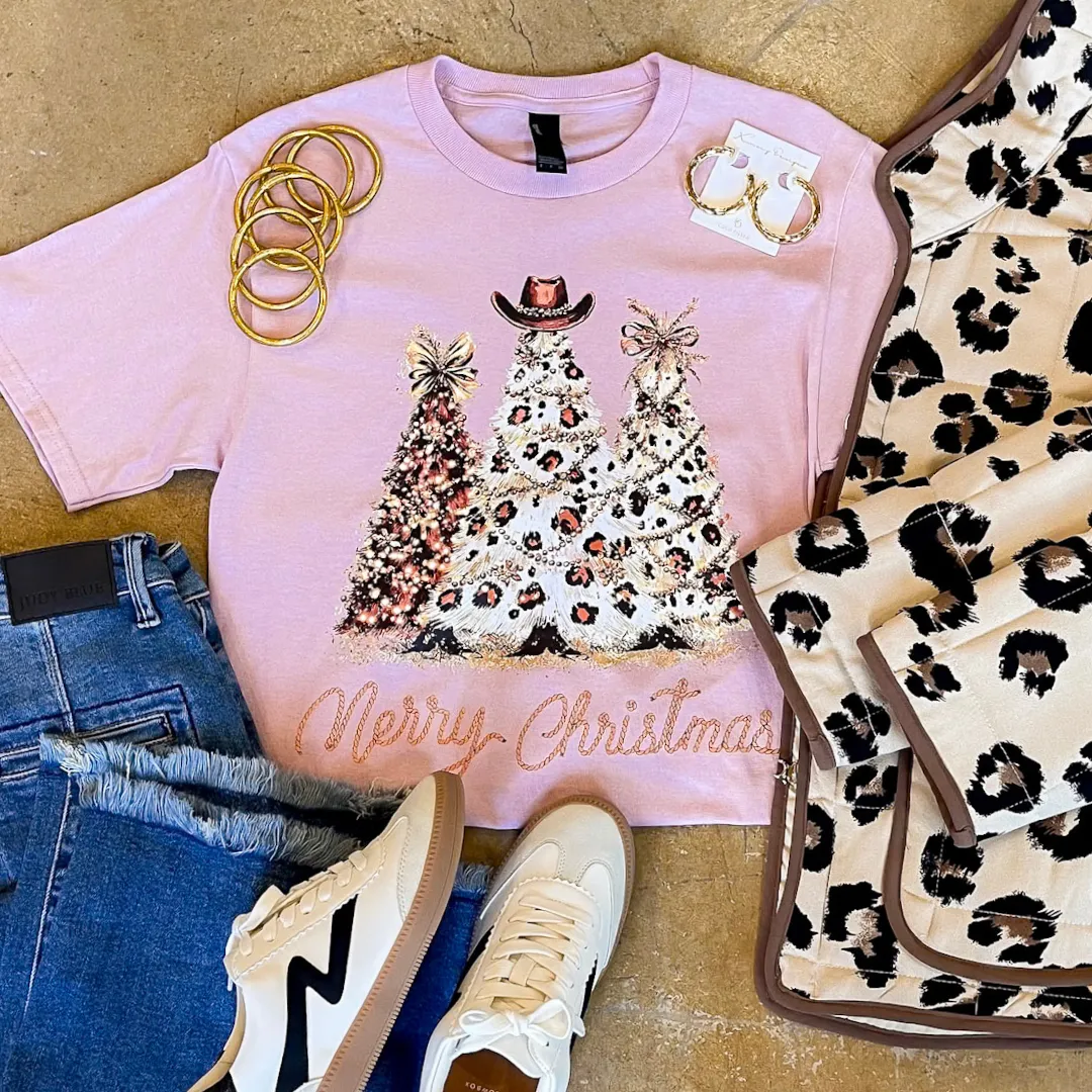 Howdy Holidays Christmas Short Sleeve Graphic Tee in Pink Cooling Technology