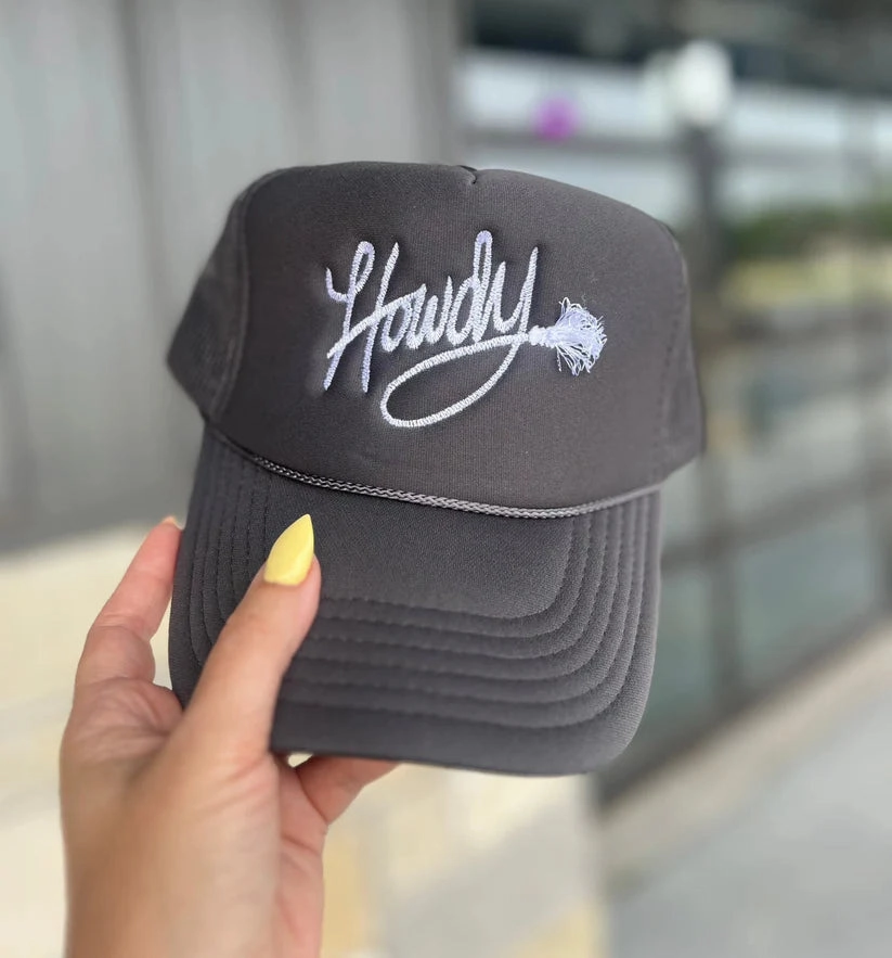 Relaxed Comfort Fit Fresh Style Trend Howdy Rope Embroidered Trucker Hat