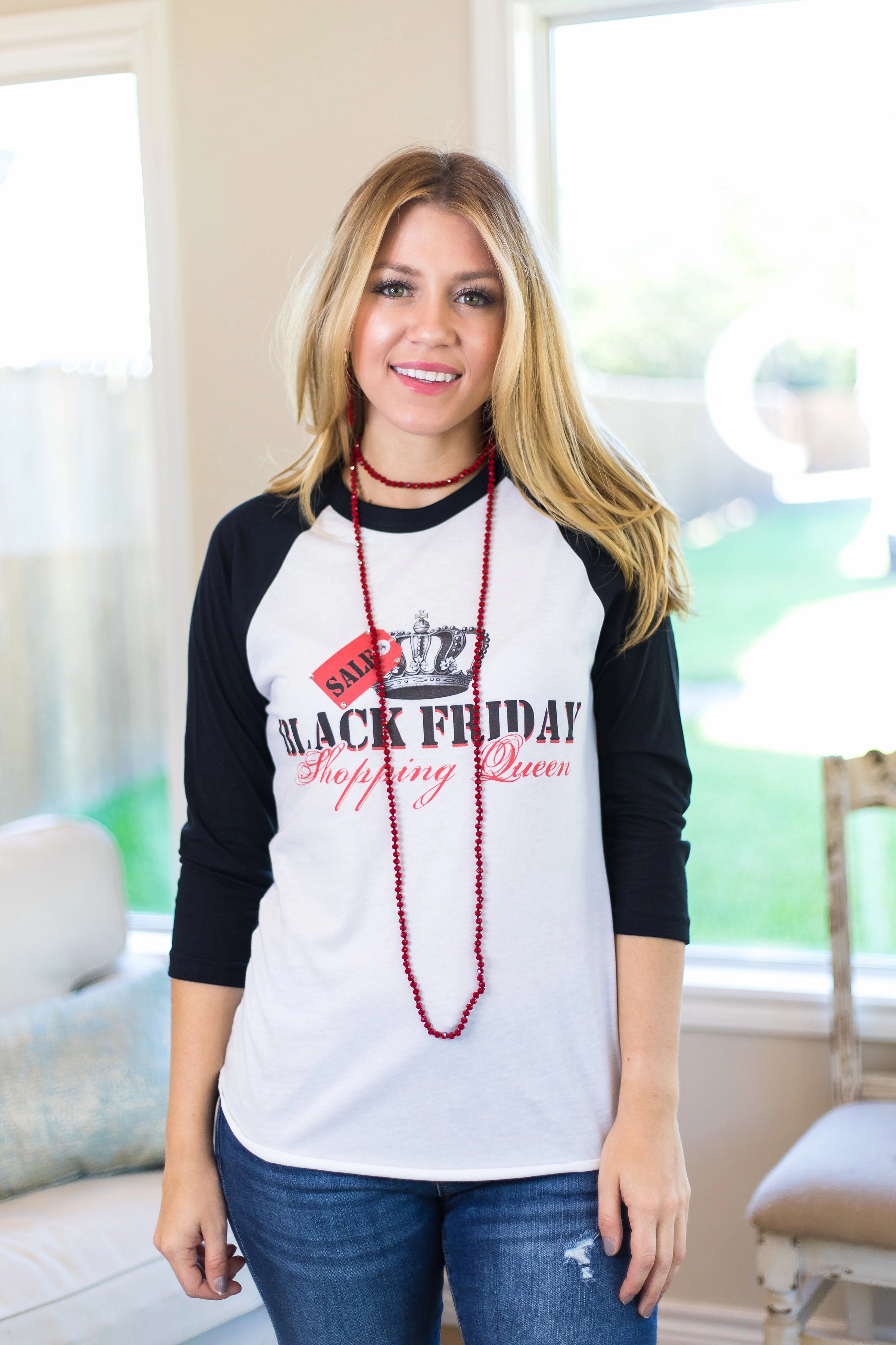 Flexible Neckline Autumn coziness Black Friday Shopping Queen Black Baseball Tee