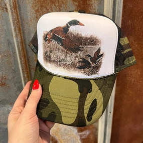 Travel Comfort Style Relaxed fit style Online Exclusive | Retro Duck Trucker Cap in Camo and White