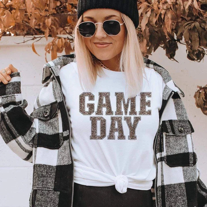 Cyber Glow Online Exclusive | Leopard Print Gameday Graphic Tee in White