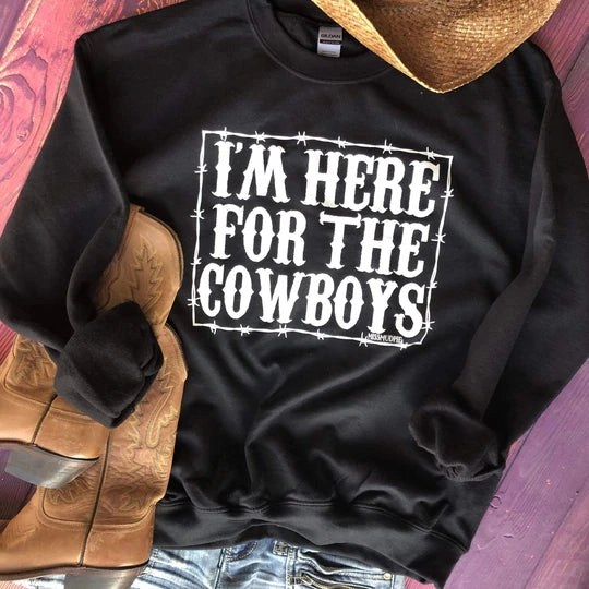 Travel Proof Online Exclusive | I'm Here for the Cowboys Long Sleeve Graphic Sweatshirt in Black