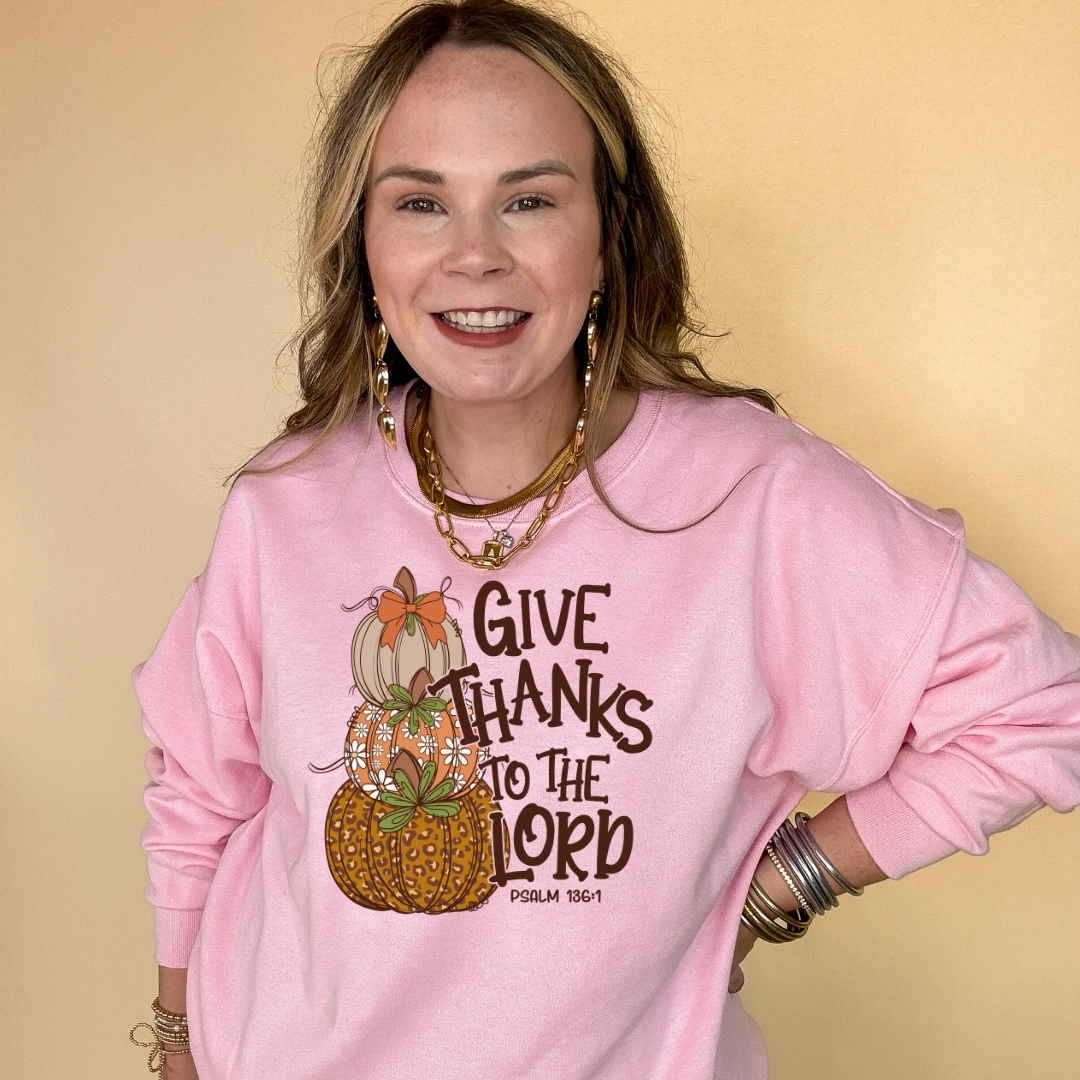 Online Exclusive | Give Thanks to the Lord Stacked Autumn Pumpkins with Bow Graphic Sweatshirt in Multiple Color Options Cool Vibes