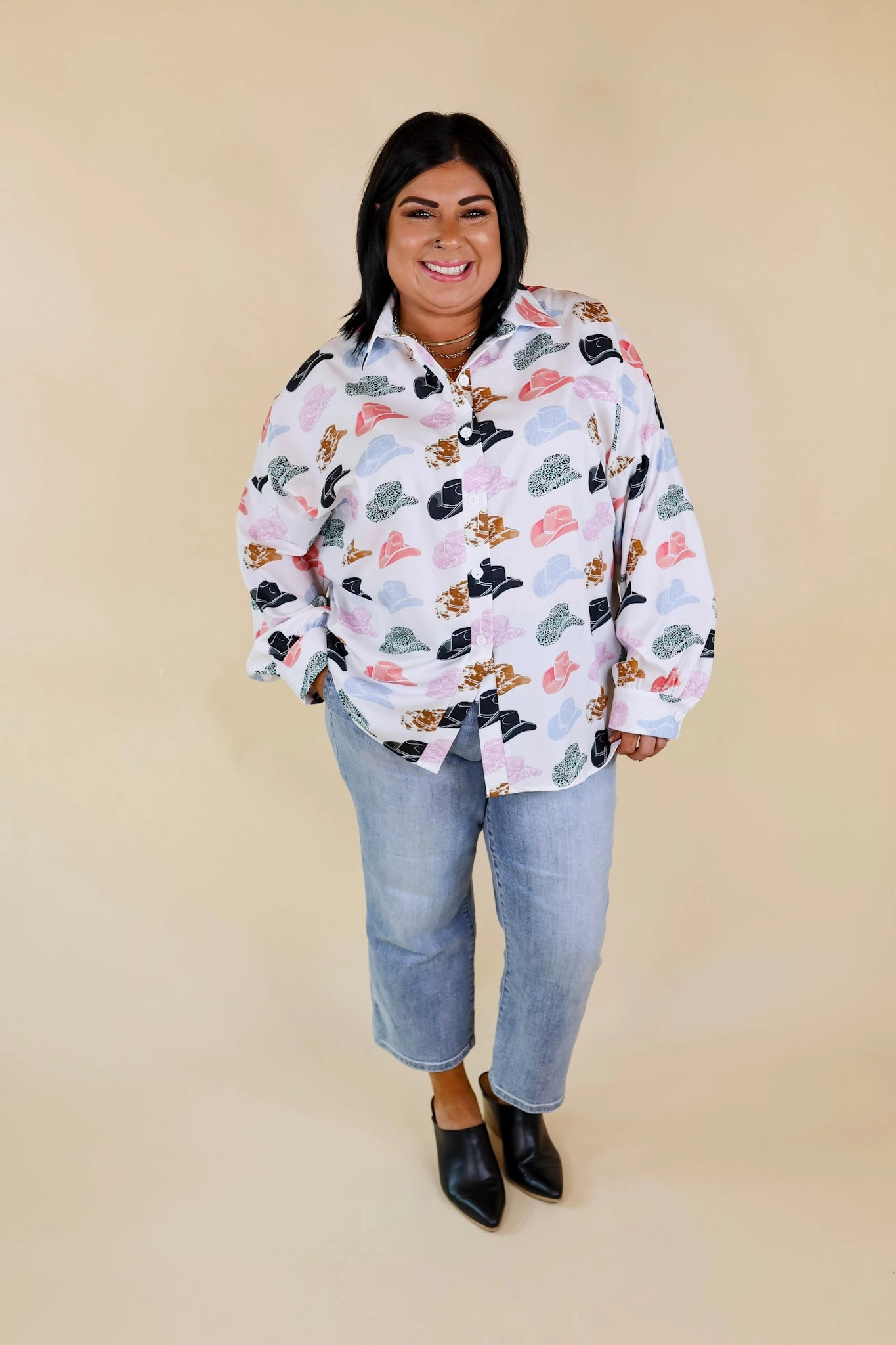 Lake Glow QuickRelease Closures The Cowgirl Way Button Up Mix Print Cowboy Hat Top in White