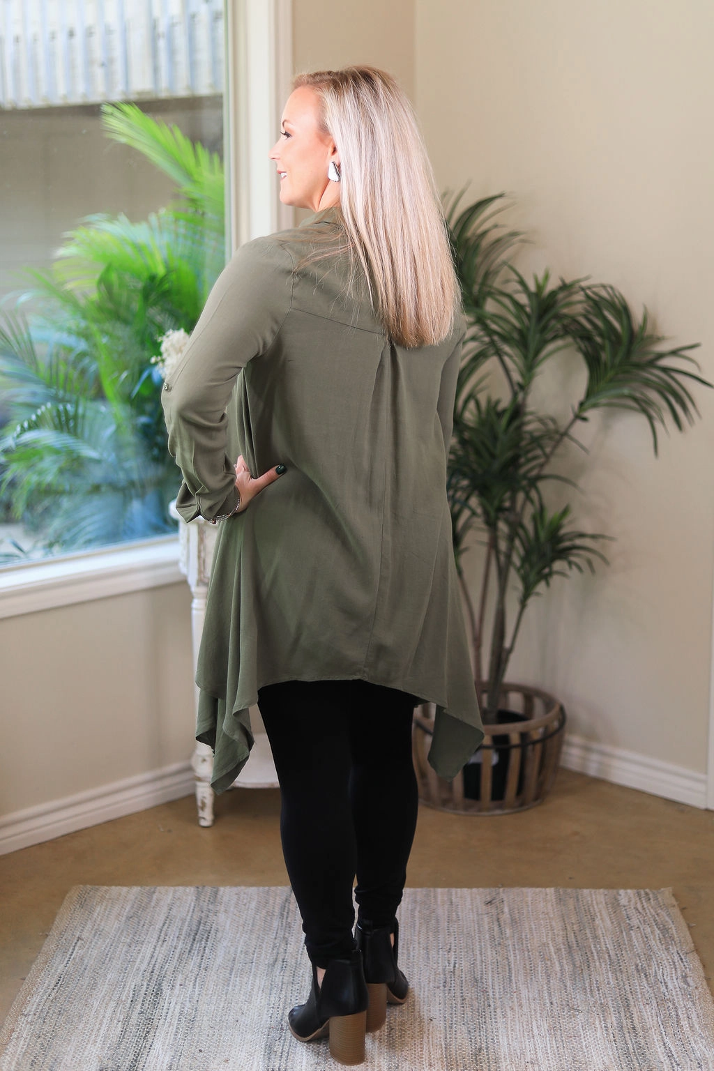 Last Chance Size S & M | Right Impression Linen Button Up Handkerchief Tunic in Olive Green CompactPackableDesign