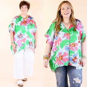 Lightweight Layer High-End Fabric Weekend Out V Neck Placket Floral Short Sleeve Top in Light Blue Mix