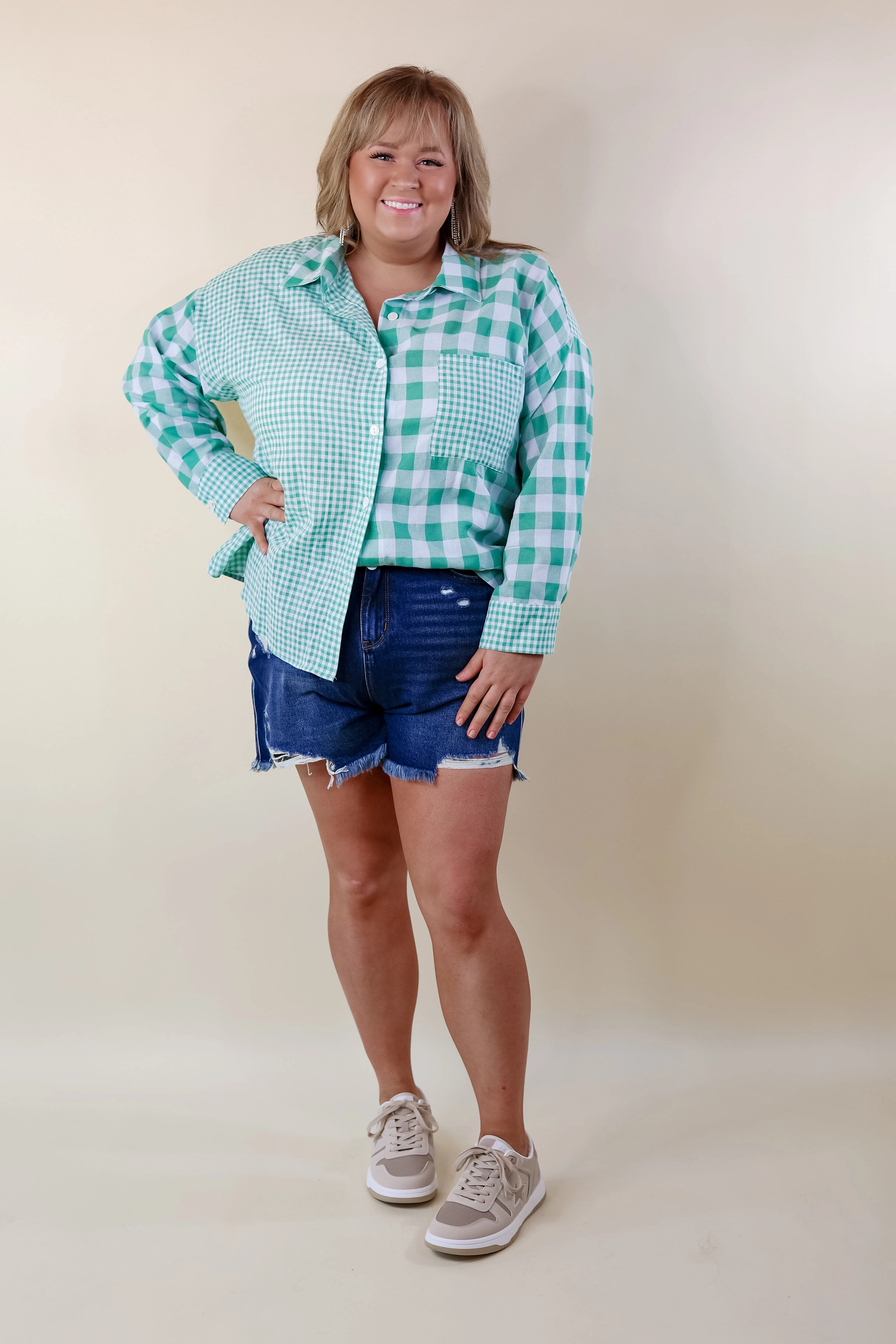 EcoFriendly Textiles Activewear Clothing Waiting For You Mix Plaid Button Up Top in Green