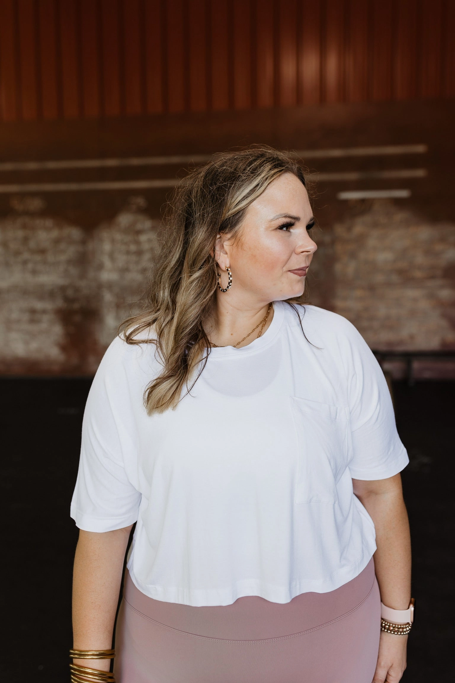 Summer Skirt Work Hard Play Hard Short Sleeve Crop Pocket Tee in Off White